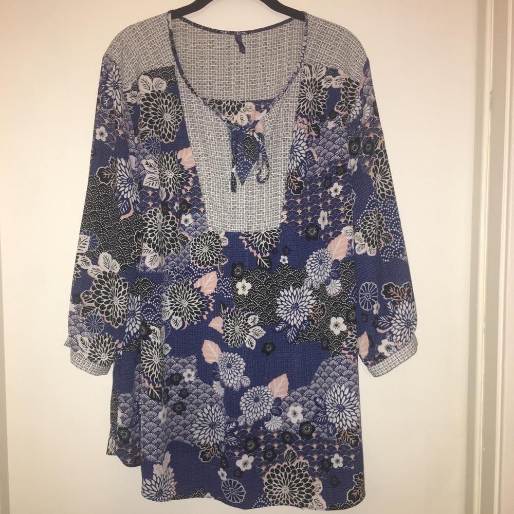 NYDJ top size 2x